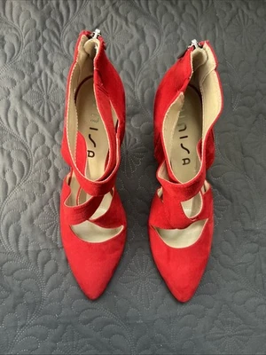 Unisa Unhanna 红色麂皮绒交叉拉链高跟鞋高跟鞋 SZ8.5M Glam Chic 可爱 — 第 1/4 张图片