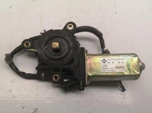 NISSAN SKYLINE R34 1999 - 2003 RIGHT REAR DOOR WINDOW MOTOR 70235 82730-AA005 - Picture 1 of 4