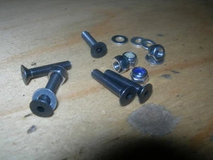 Confezioni da 10 viti nere testa controsommersa (CSK) M3, M4, M5, M6 + NYLOCS & RONDELLE PIATTE  - Foto 1 di 5