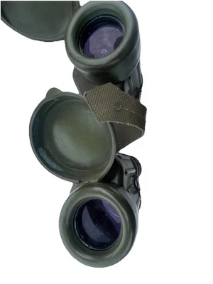 Bundeswehr Fernglas FERO-D16 8x30M – Original Sammler/Bastler - Bild 1 von 4