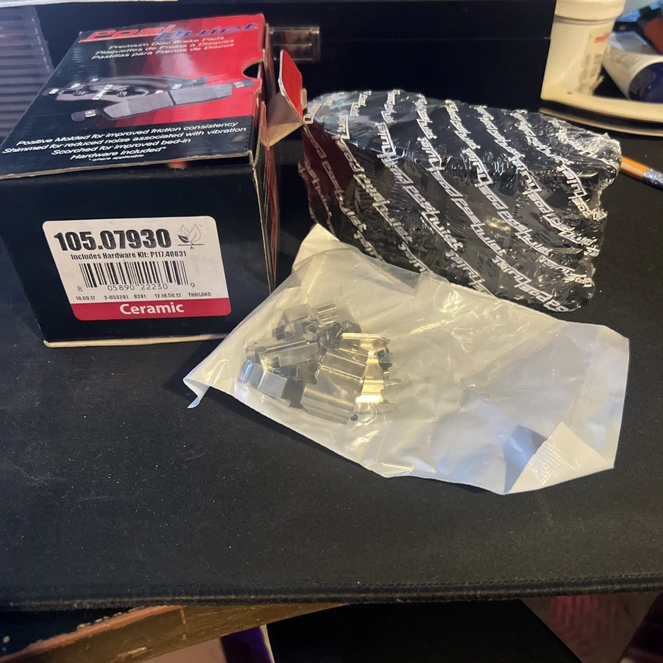 Kit de pastillas de freno delanteras centradas Honda Odyssey MDX 1999/2004 con cuñas 105.07930 Foto 1 de 1