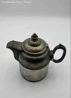 Bowman & Co Manning Silver utensilios de cocina pieza para servir tetera con mango con tapa Foto 1 de 4