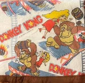 Nintendo Donkey Kong Arcade Game Blanket Mario Pauline Nintendo Of America 1982 - Bild 1 von 19