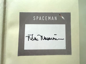 ASTRONAUTA MIKE MASSIMIMINO FIRMATO 2016 HC DJ Prima Edizione 1° Bookplate Autografo - Foto 1 di 7
