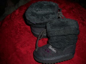 skechers girl boots