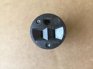 HUBBELL STRAIGHT BLADE TO TWIST LOCK ADAPTER 15A 125VAC - Picture 1 of 4