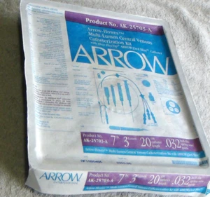 Arrow-Howes Multi-Lumen Central Venous Catherization Kit Arrowgard Blue EXP 2005 - Picture 1 of 10