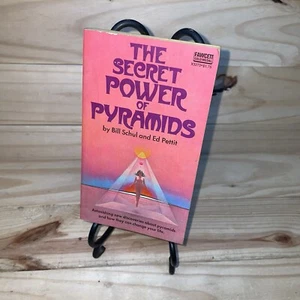 The Secret Power of Pyramids by Bill Schul & Ed Pettit, Paperback, 1975; 1st A17 - Picture 1 of 7