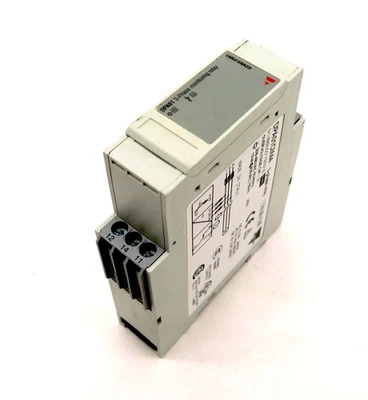 Carlo Gavazzi DPA01CM44 Relay 3 Phase - Image 1 of 3