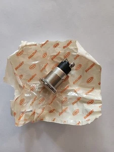 DIALCO VINTAGE LAMP HOLDER, LAMP BASE, PN 61-3206-02-301, NOS. - Picture 1 of 5