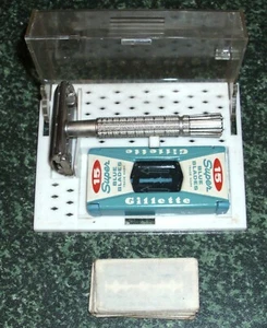 Vintage 1950's Gillette Razor w/Case, Plus, Extra Blades - Picture 1 of 3
