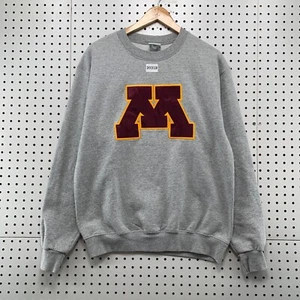 Minnesota Gophers Crewneck Sweatshirt Mens Size Medium Gray Embroidered 21.5x27 - Picture 1 of 17