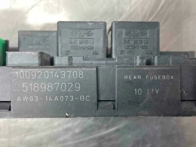 2011 JAGUAR XJ OEM FUSE BOX RELAY CONTROL MODULE AW93-14A073-BC 10 12 13 14 15 - Imagem 1 de 4