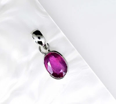 Mini ciondolo in argento sterling 925 con rubino naturale non riscaldato 15... - Immagine 1 di 4