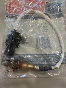 Motorcraft DY-1120 or Ford 8F9Z-9F472-B Oxygen Sensor - Picture 1 of 4