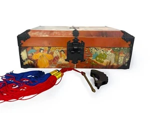 Vintage Korean Ox horn Wedding Box or Accessory Box (Hwagak Haem) - Picture 1 of 13