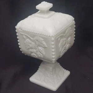 Fenton Hobnail Milk Glass Pedestal Compote Challice lidded unusual square 1950'S - Picture 1 of 15