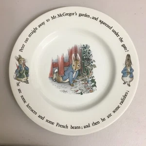 Vintage Wedgewood of Etruria & Barlaston Beatrix Potter Peter Rabbit 8” Plate - Picture 1 of 6