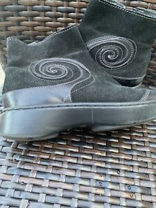 Naot Black Suede Leather Comfort Walking Zip Boots Size 37 US 6 EUC Comfy!