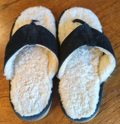 Sandalias chanclas LL Bean para mujer Wicked Good forradas de piel de oveja negras talla 9 Foto 1 de 4