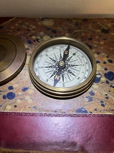 High quality solid brass Stanley of London reproduction compass. 3 inch wide. - Picture 1 of 4