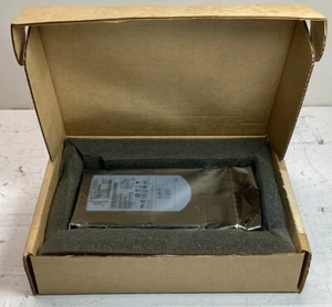 New IBM 40K1041 9DJ066-39 300GB 10K SAS 3.5'' Hard Drive HDD - Picture 1 of 5