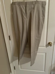 L L Bean Mens Comfort Waist Chino Pants Khaki Size 38 X 28 1/2" Flat Front - Picture 1 of 9