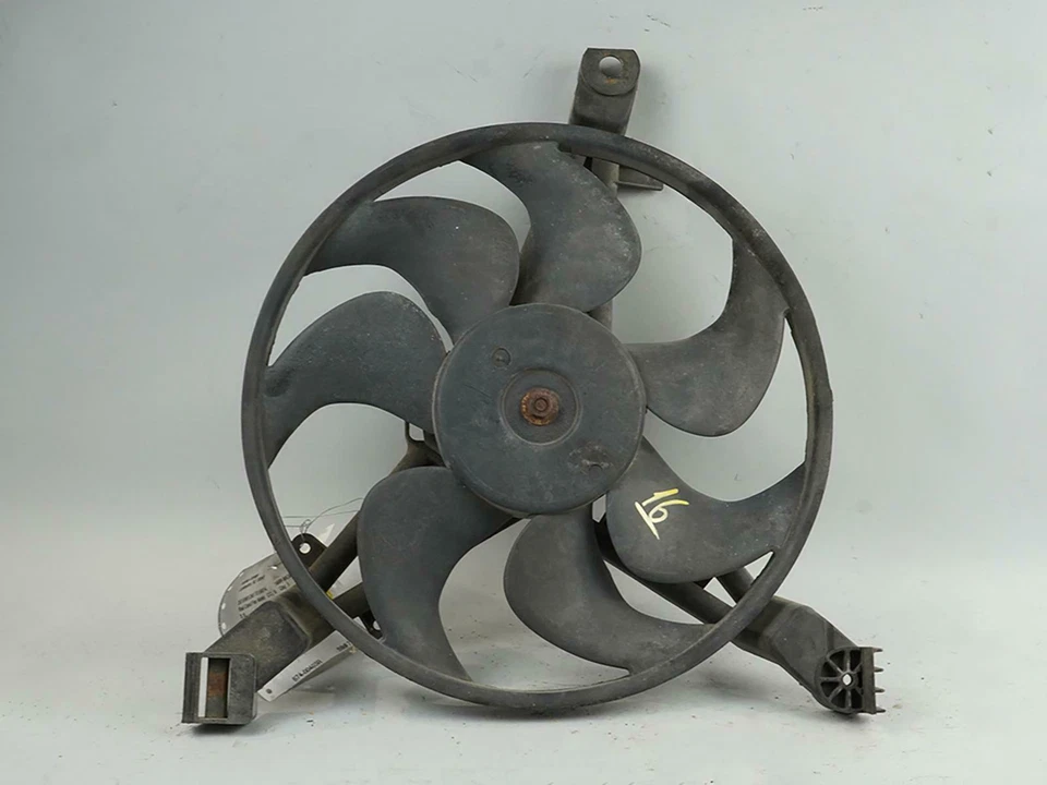 1995 - 1997 Chevrolet Monte Carlo Lumina 3.1 Electric Fan Cooling Motor Radiator - Image 1 of 4