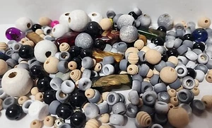 Jewelry Makers LOT Colorful Wood & Glass Beads 4oz - Picture 1 of 2