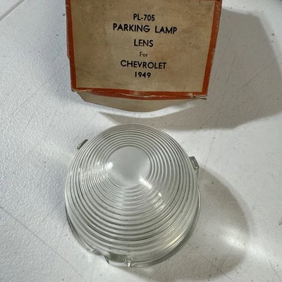 1949 Chevrolet новый из старых запасов стекла парка лампа линзы Pl-705 Styleline Deluxe Chevy - Изображение 1 из 4