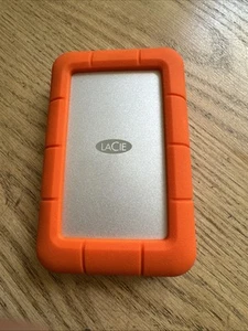 LaCie 4TB Rugged USB-C (LRD0TU6) External Hard Drive [only 7 power on hours] - Afbeelding 1 van 10