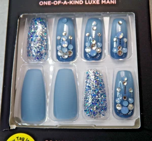 KISS Masterpiece NAILS GLUE ON LONG- Shiny & Matte Blue with Gems - Picture 1 of 3