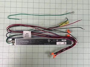 Chicony - Controlador LED, Entrada 120-277VAC 50/60Hz Salida 15-54Vdc Modelo# E15-030P1A - Imagen 1 de 1