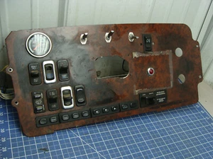 1999 FREIGHTLINER CENTURY CLASS GAUGE AND SWITCH DASH PANEL - Picture 1 of 16