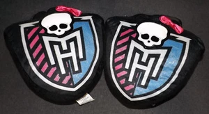 Monster HIGH - TWO Pillow & Sleeping BAG Sets - Mattel 2013 - NWT - SUPER RARE! - Picture 1 of 4