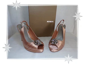 D - Magnifique Escarpins Cérémonie Mariage Satin Nude Menbur Pointure 40 - Foto 1 di 1