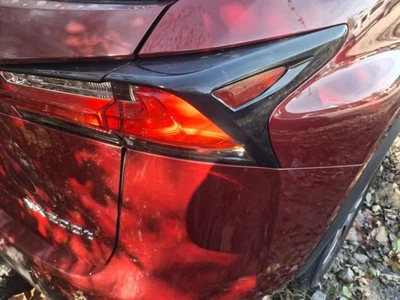 Cuarto de luz trasera de pasajero montado en panel para 15-17 LEXUS NX200T 3760247 Foto 1 de 4