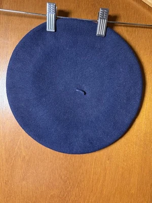 Bonita boina vintage de lana azul oscuro Elosegui Tolosa Australia Foto 1 de 4