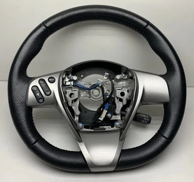 Volante 2011-2016 SCION TC PRETO ENVOLTO EM COURO COM CONTROLES FABRICANTE DE EQUIPAMENTO ORIGINAL - Imagem 1 de 4