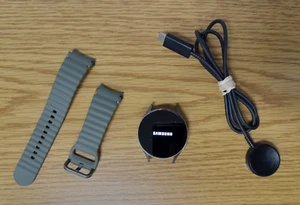 Samsung Galaxy Watch7 44mm SM-L315U (Green, Unlocked) - Fully Functional! - Photo 1 sur 10