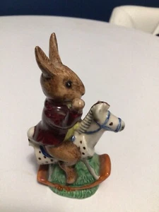 ROYAL DOULTON FIGURINE  TALLY HOE 4INCHES HIGH THIS HAS HIS TAIL CHOPPED OFF - Picture 1 of 7