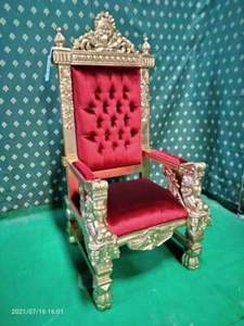 Gold and Red Large Throne Chair - Picture 1 of 11