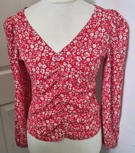 BNWOT Topshop Red Floral Long Sleeve V Neck Top Size 12 - Picture 1 of 4