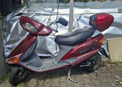 Honda, Leichtkraftrad, Roller SJ100,  Motorroller, HF07, Benzien - Bild 1 von 4