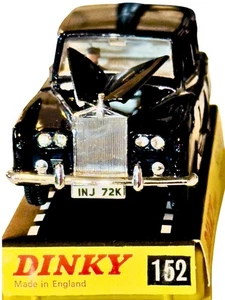Vintage Dinky Rolls-Royce Phantom V Limousine & Chauffeur No. 152 ~ A Royal Toy - Picture 1 of 8