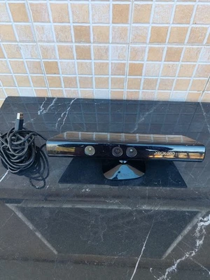 Kinect Xbox 360 Microsoft Originale usata perfettamente funzionante - Immagine 1 di 2