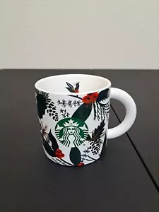 2021 STARBUCKS CHRISTMAS HOLIDAY COFFEE MUG CUP 12 OZ SNOWFLAKE BERRY PINE Holly - Picture 1 of 7