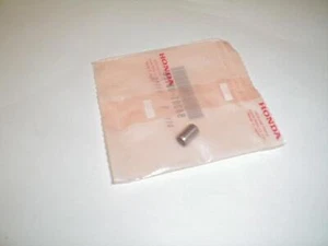 *OEM 1EA HONDA GUIDE PIN 8 X 12 94301-08120 (48F) - Foto 1 di 1