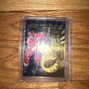 1996-97 Pinnacle Mint - Gold #12 Steve Yzerman