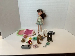 Vintage My Scene Barbie, Bratz purses, shoes, Accessories Doll - Picture 1 of 3